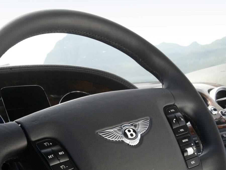  Bentley Continental GT 2003 года  (фото 123 из 241)
